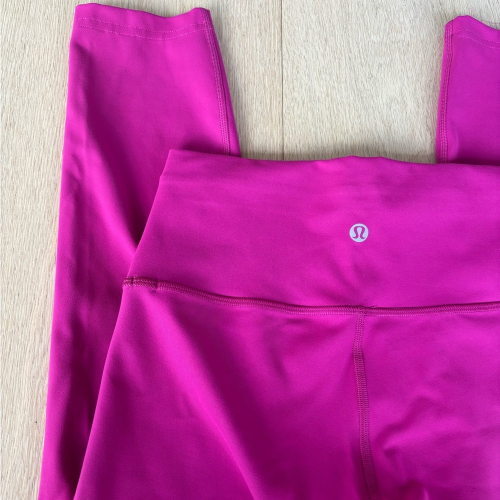 Lululemon Wunder Train High Rise 25” - Picture 3 of 9